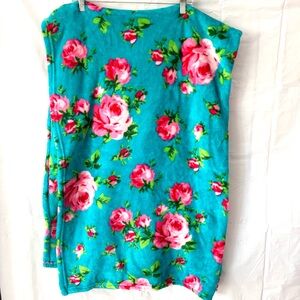 Betsey Johnson Bouquet Day floral Throw Blanket 50x70 Soft plush Fleece NWOT